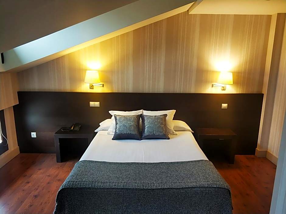 Hotel Puerta del Arco