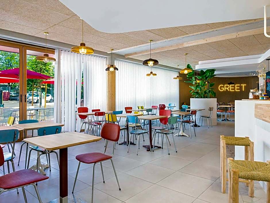 greet hotel Salon de Provence