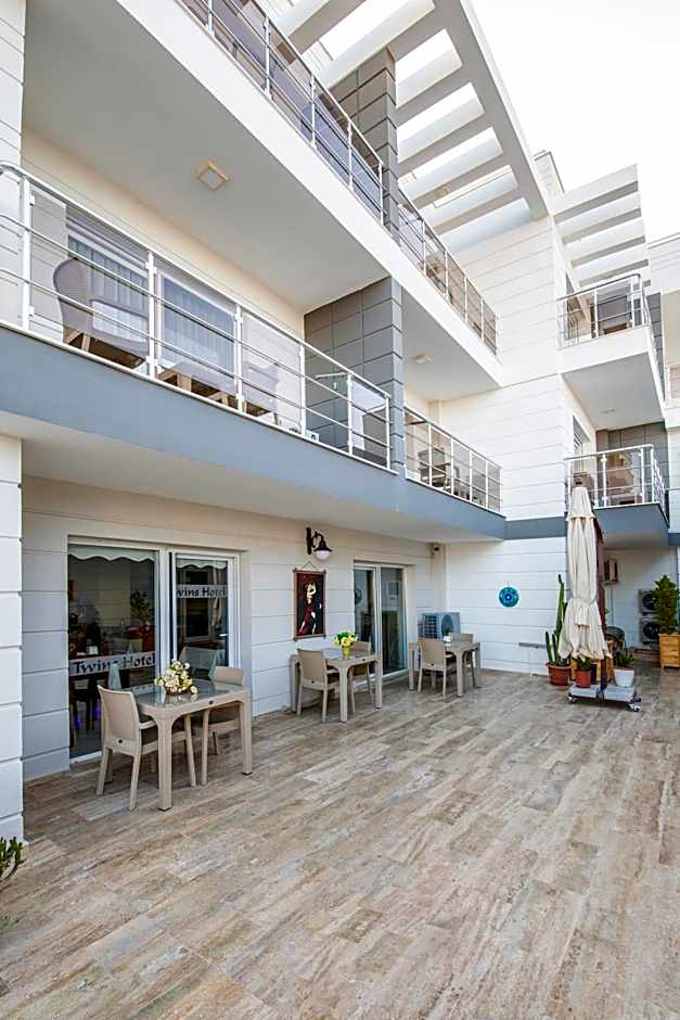 Twins Hotel Çeşme