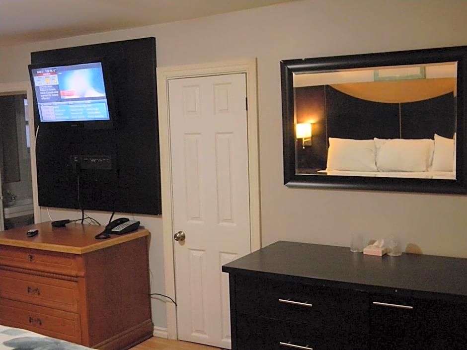 American Plaza Motel