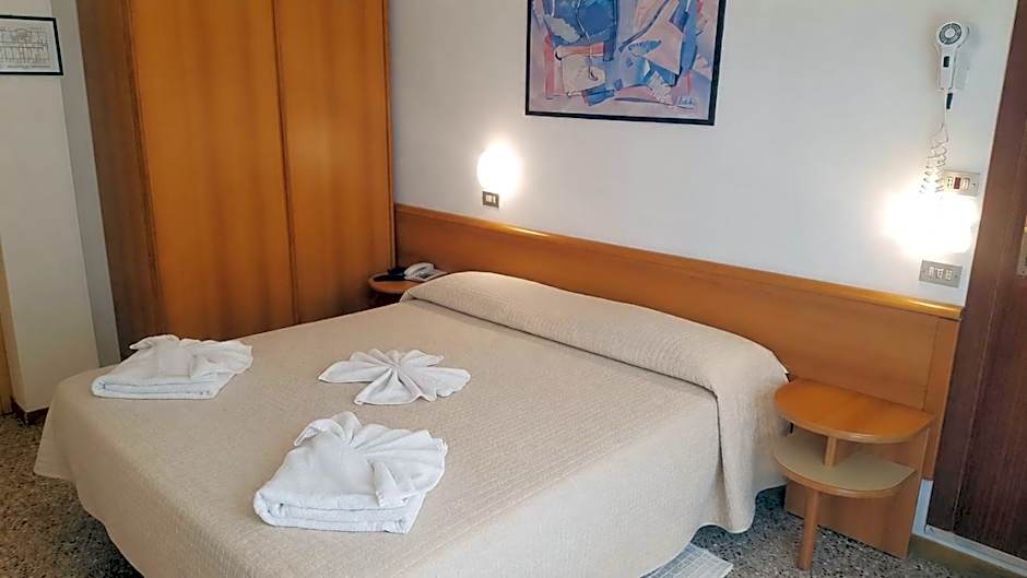 Hotel Conti