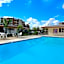 Harbor Inn & Suites