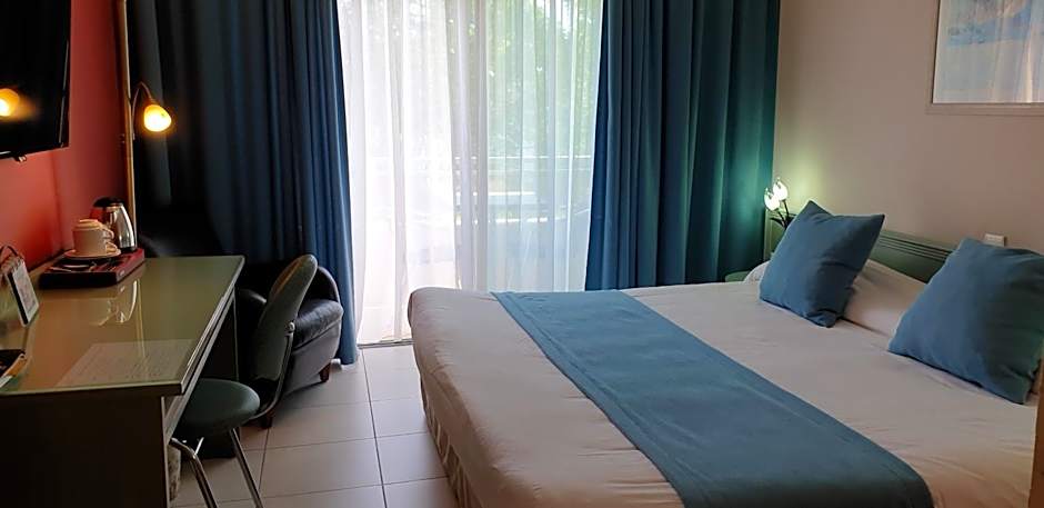 Logis Hotel & Restaurant Le Fleurance