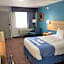 Days Inn by Wyndham Pratt