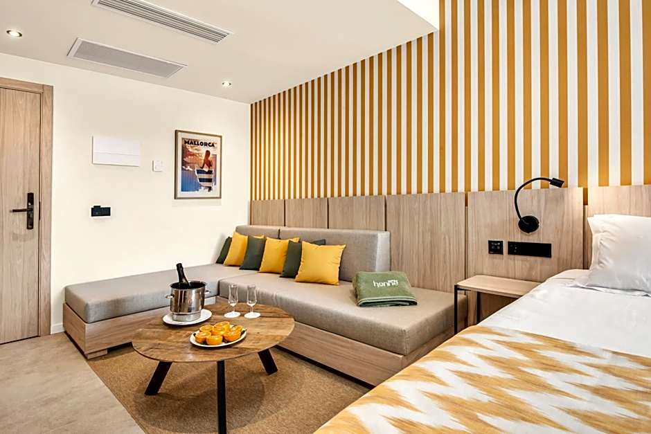 Tangerine by Honne Hotels - Adults Only