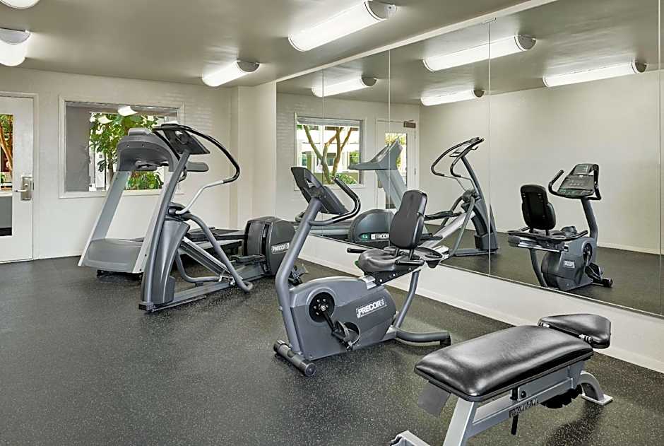 Best Western Plus Milwaukee Airport Hotel & Conference Center