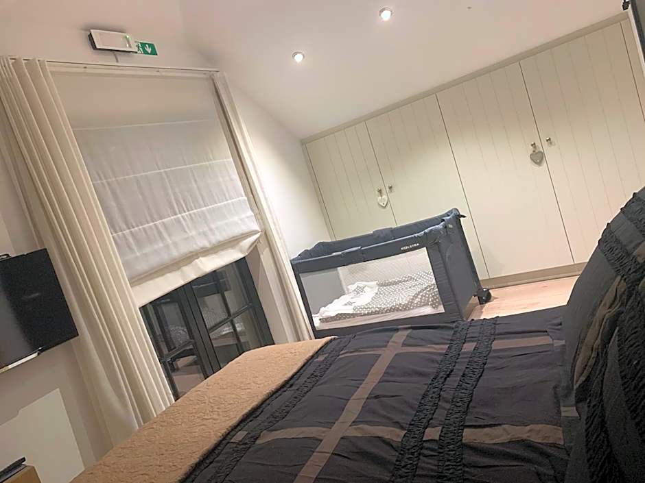 Maas Lodge