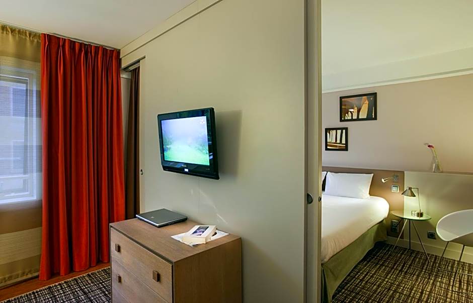 Residence Mercure Paris La Defense Grande Arche