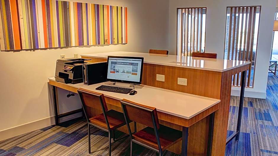 Holiday Inn Express Spencer By IHG