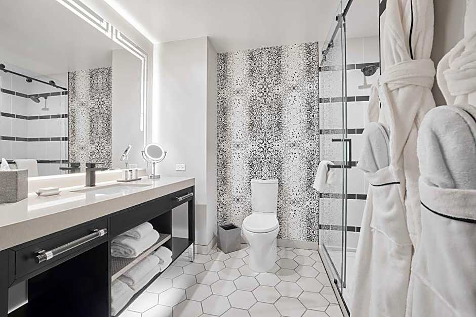 The Godfrey Detroit, Curio Collection by Hilton