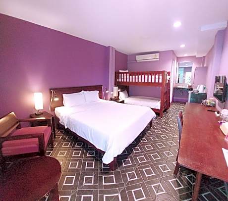 Junior Suite with free Round Trip Airport Transfer