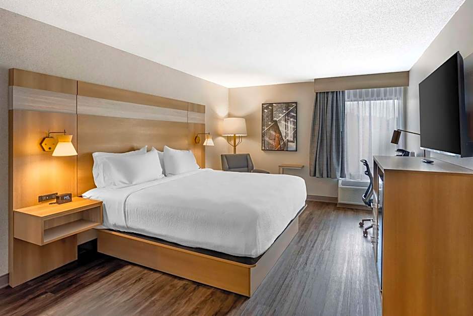 Best Western Plus Heritage Rail Inn & Suites