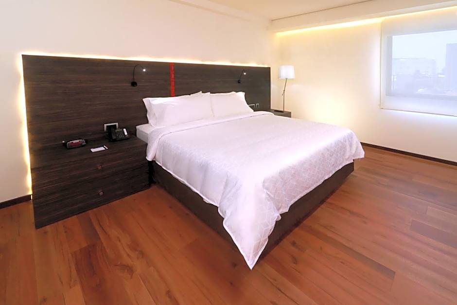 Holiday Inn Express Mexico Aeropuerto By IHG