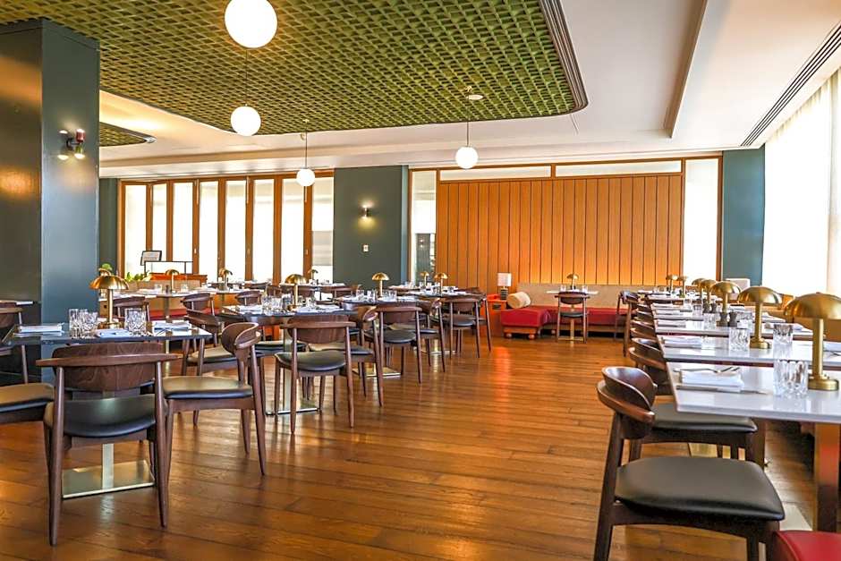 The Orchard Hotel & Restaurant