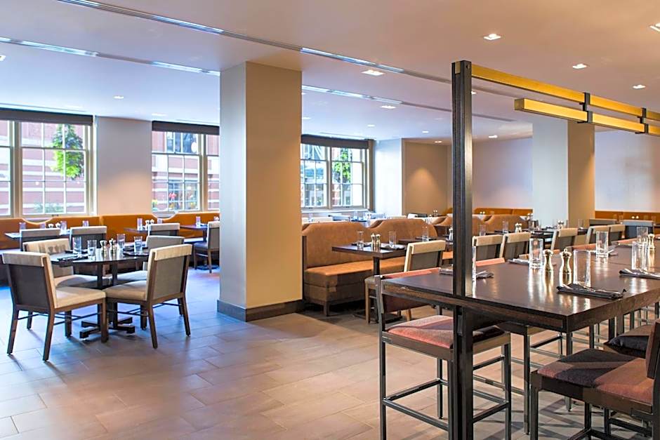 Marriott St. Louis Grand