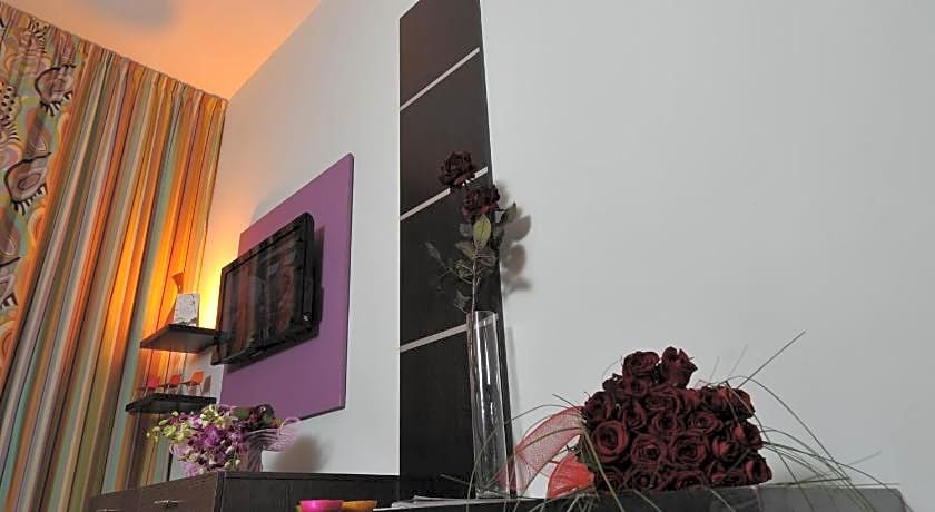 Suite Hotel Chrome