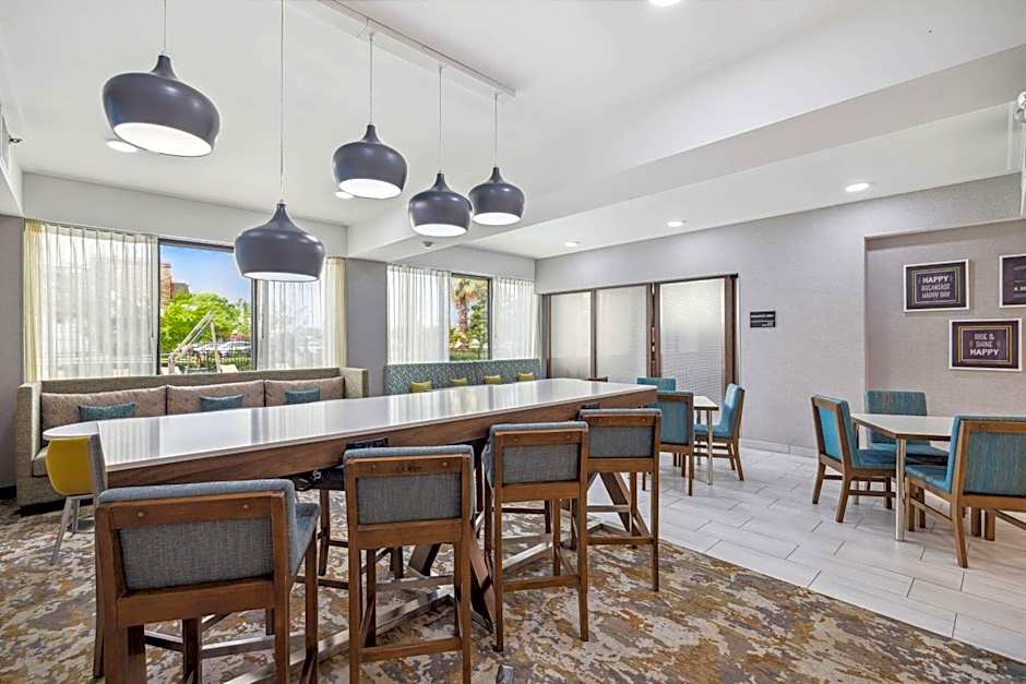 Hampton Inn By Hilton Houston-Brookhollow