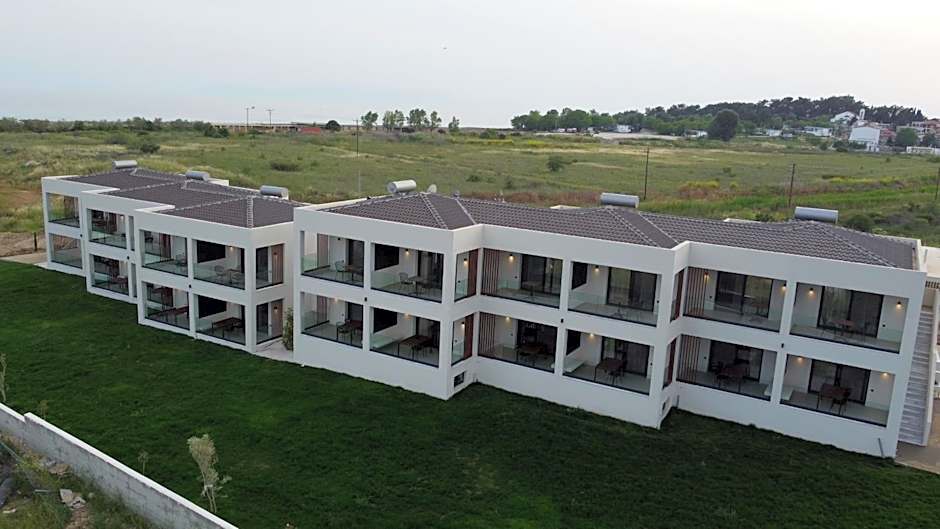 Casa Tsouka ApartHotel