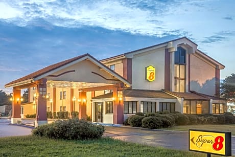 Super 8 by Wyndham Blytheville