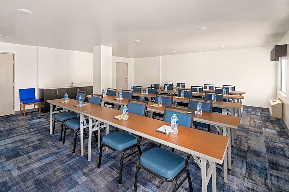 La Quinta Inn & Suites by Wyndham Columbus Dublin