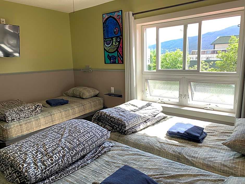 Jasper Downtown Hostel