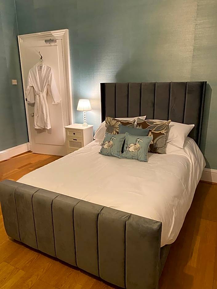 Ardmor Guest House