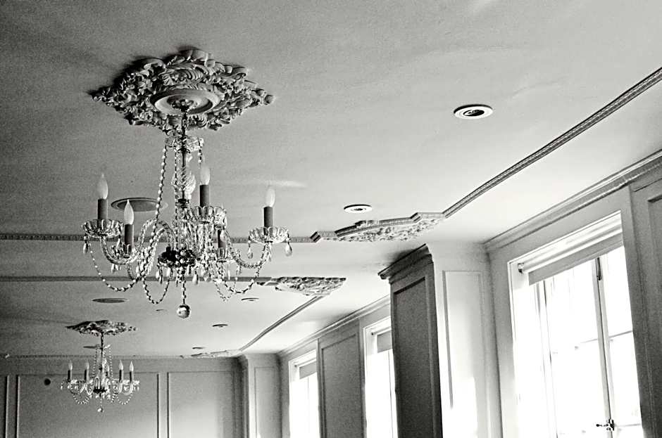 The Culver Hotel