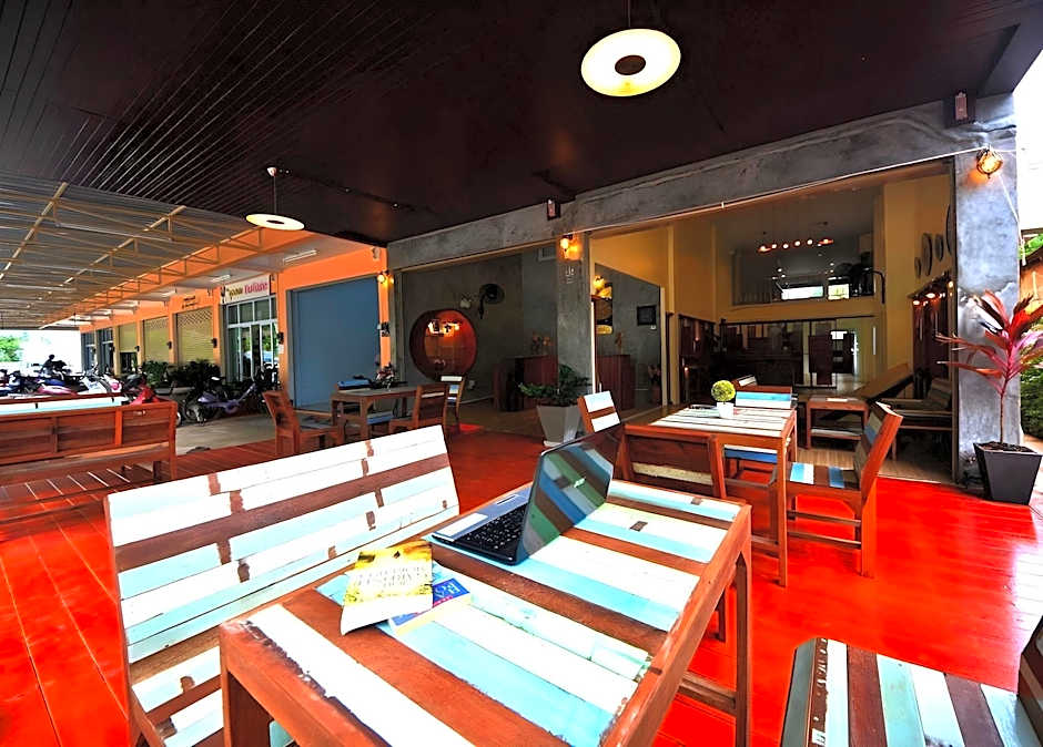 Phangan Barsay Hostel