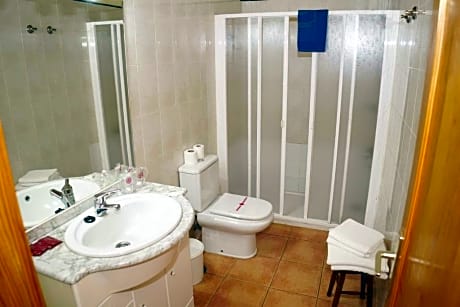 ONE BEDROOM APARTMENT 5 PAX