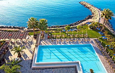 Crowne Plaza Limassol By IHG