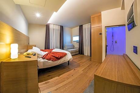 Junior Suite with Balcony