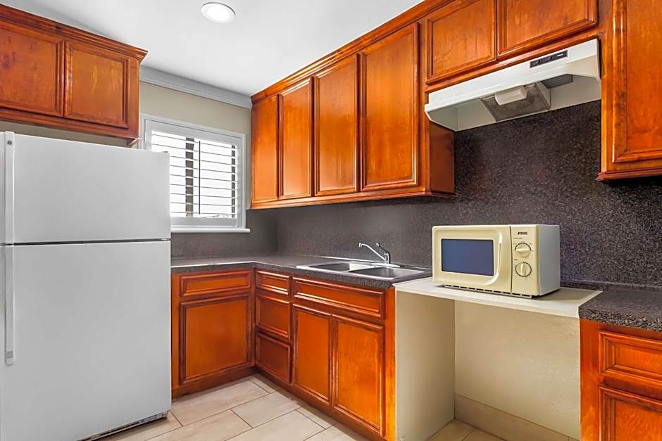 Americas Best Value Inn Houston Heights at I-45