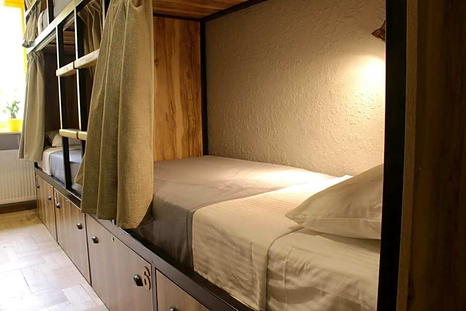 Hostel Nomad