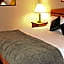 Suite-1 King Bed - Non-Smoking, Pillow Top Mattress, Jacuzzi, Microwave And Refrigerator, High Speed Internet Access, Full Breakfast