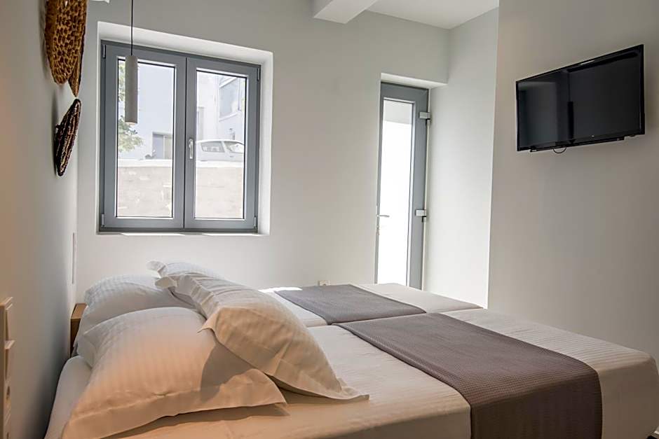 Rivière Residence Paros