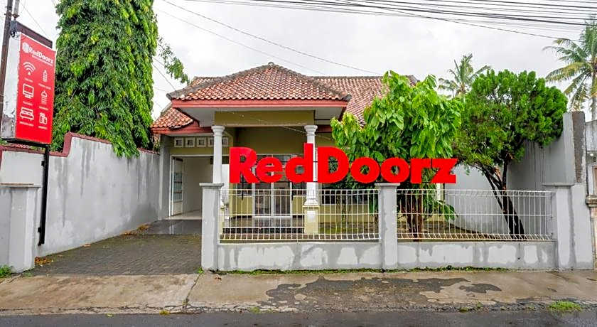 RedDoorz @ Jalan Bali Cilacap