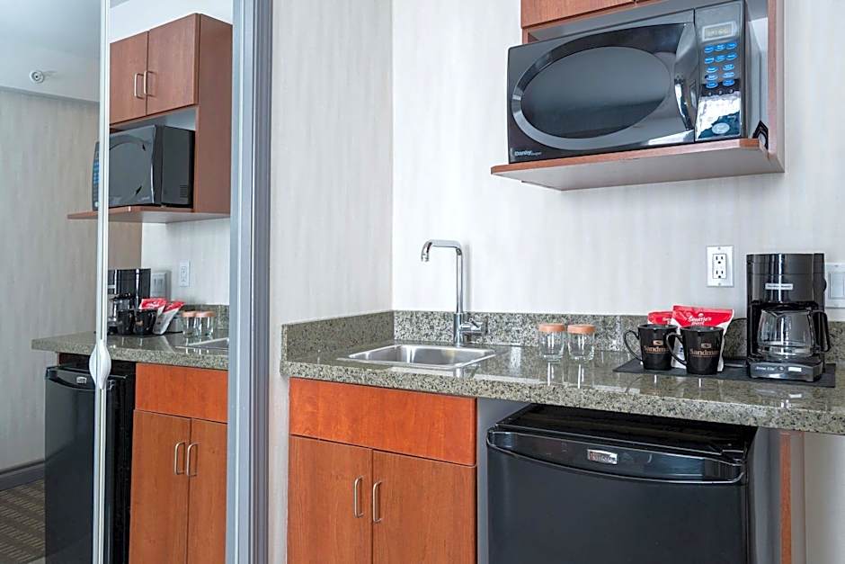Sandman Hotel & Suites Calgary West
