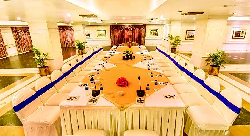 Hotel Swosti Premium