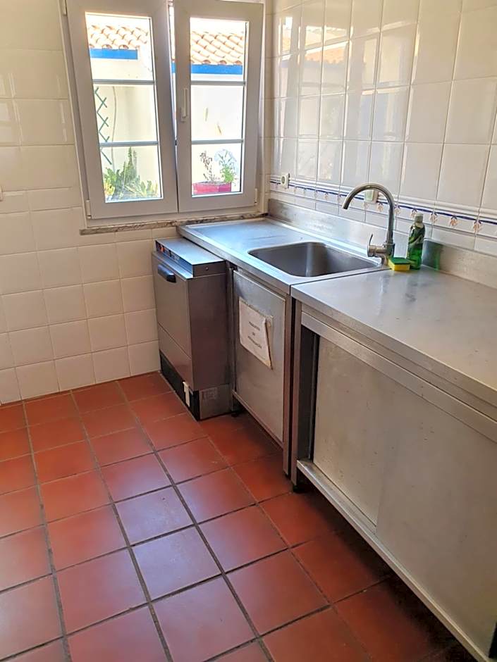 Hotel Mar e Sol VNMF by Umbral