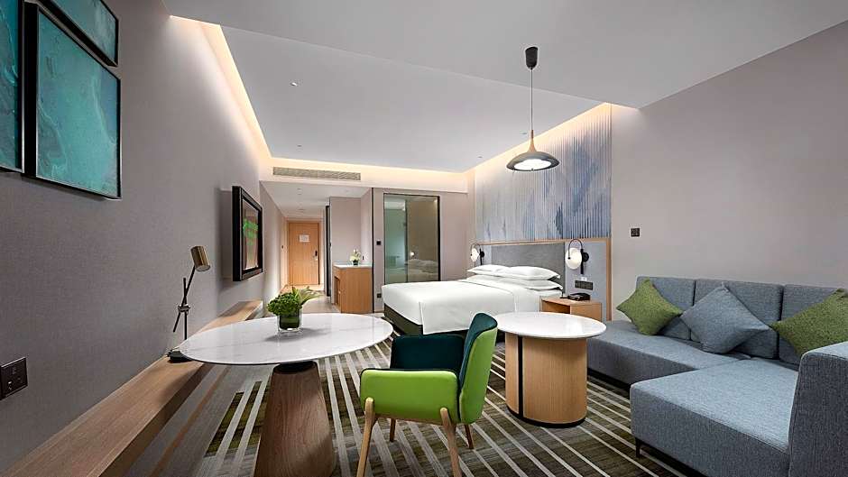 Holiday Inn & Suites Wuhan International Expo By IHG