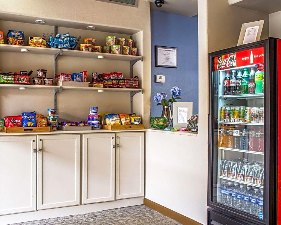 Ramada by Wyndham Tucson Airport