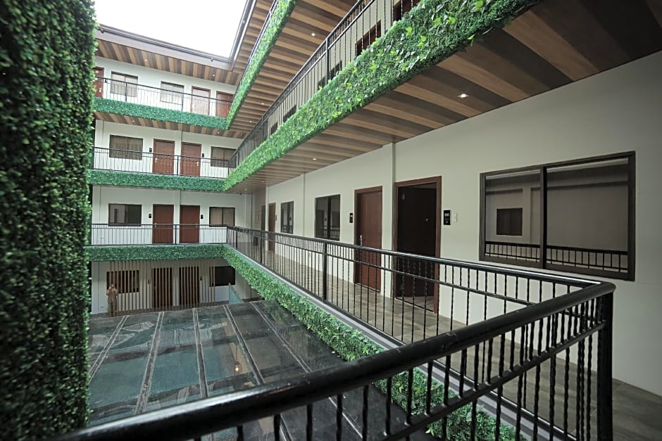 SureStay Plus Hotel by Best Western AC LUXE Angeles City