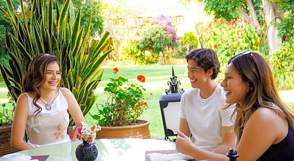 Hotel Hacienda Los Laureles