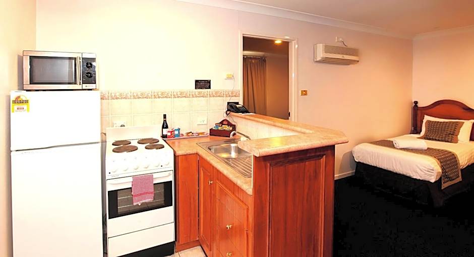 Best Western Ambassador Motor Inn