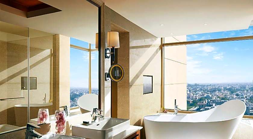 Taj Swarna, Amritsar