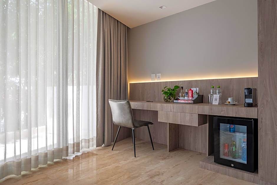 Hotel Elements by Marquis