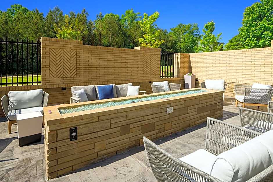 Courtyard by Marriott Raleigh Cary/Crossroads