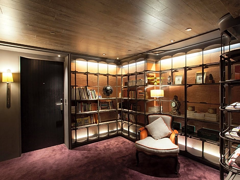 Palais De Chine Hotel