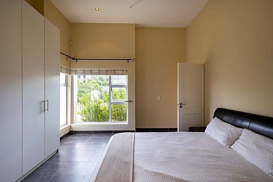 Gemini Villa - Solar Powered Pool & Near Beach