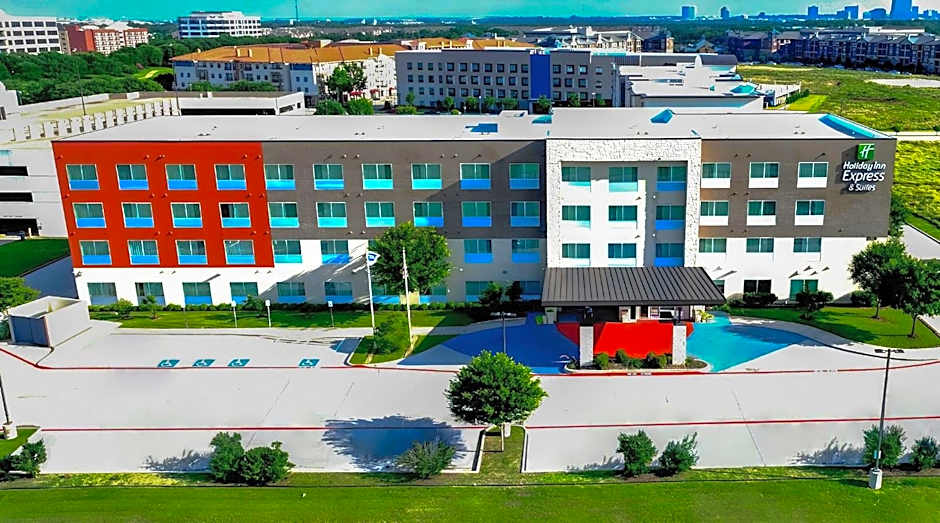 Holiday Inn Express & Suites Dallas NW - Farmers Branch By IHG